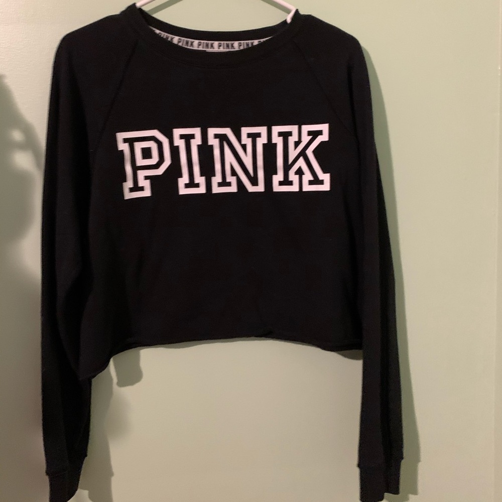 pink crop top